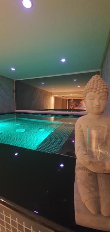 Modern Top Floor Sea View 3Br With Pools, Spa & Fitness เบชิชิ ภายนอก รูปภาพ